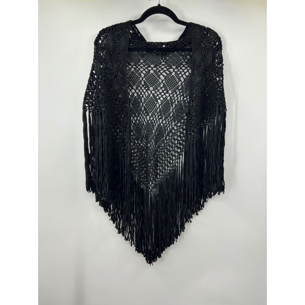 Vintage 70s Black Macrame Crochet Fringe Shawl Wrap Boho Festival Triangle Cape - Picture 3 of 4
